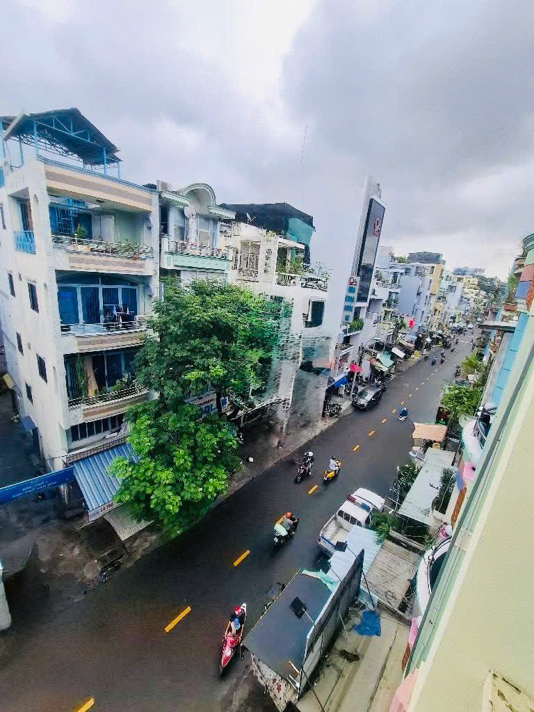 NHÀ ĐẸP GẦN MẶT TIỀN VĨNH VIỄN - Q10 - 4 TẦNG KIÊN CỐ - GIÁ 6.29 TỶ. <br><br><br><br><br><br><br><br><br><br><br><br><br><br><br> - Ảnh chính
